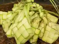 Kapan Lebaran Tahun 2025? Penjelasan Lengkap Beserta Sejarah Ketupat